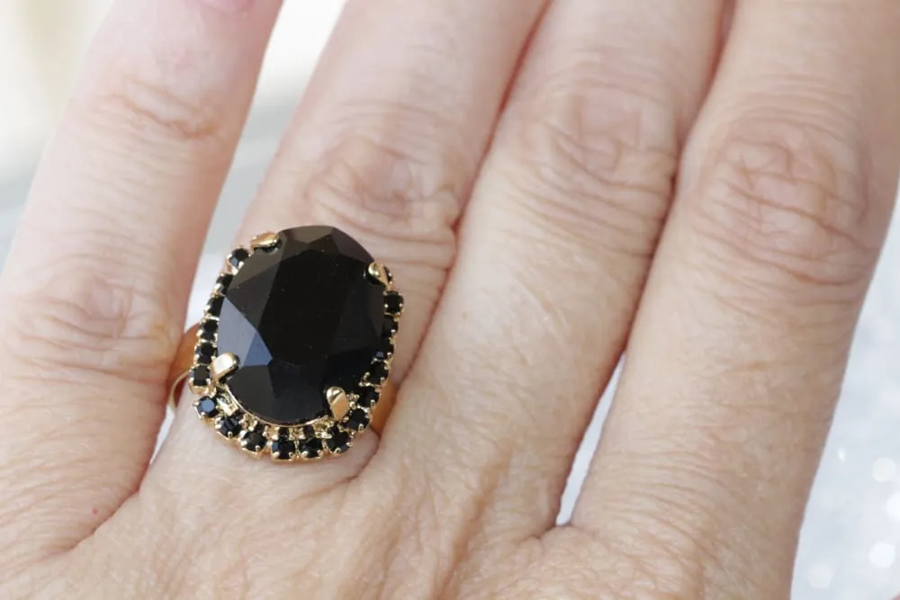 BLACK STONE RING