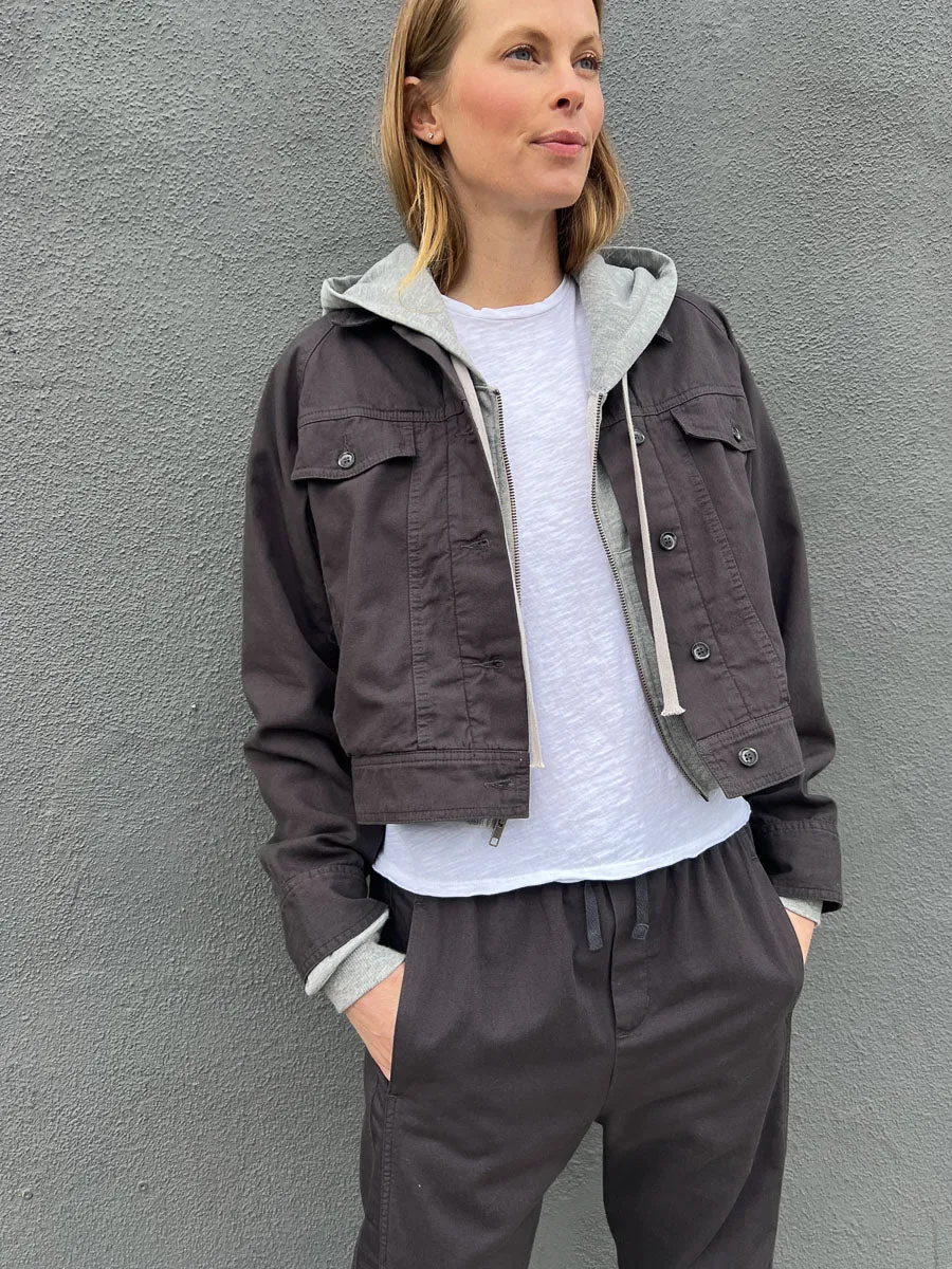 Bobbi Shirt Jacket in Washed Canvas - Carbon