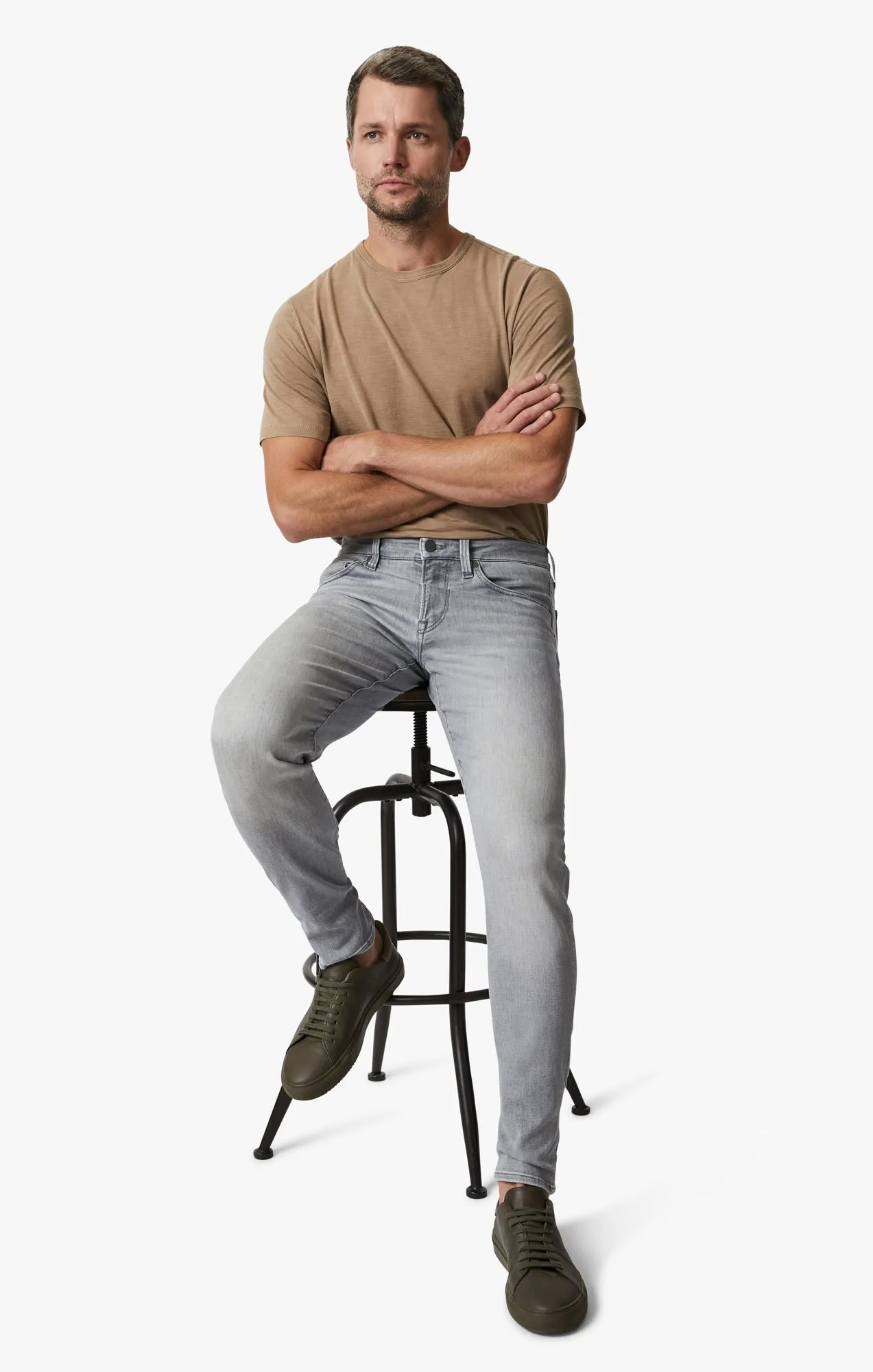 Cool Tapered Leg Jeans In Light Grey Urban