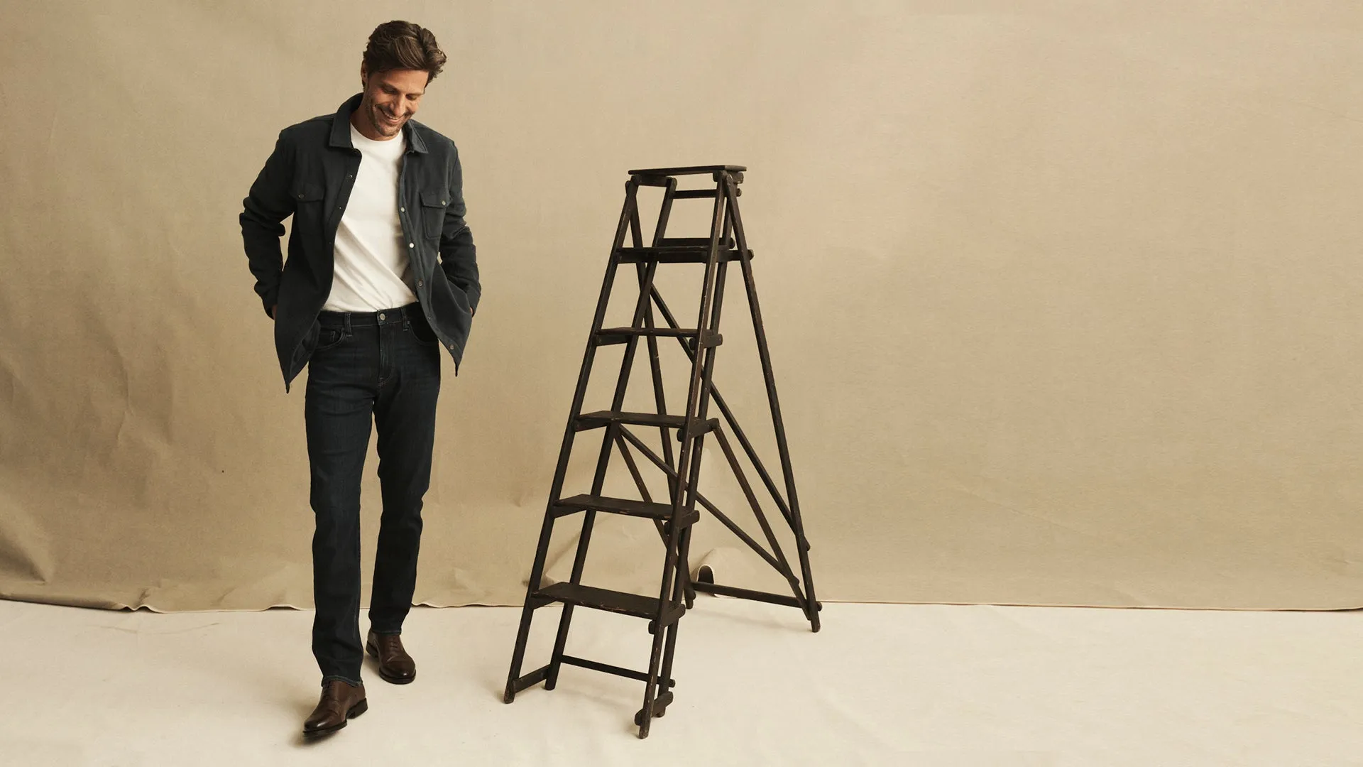 Courage Straight Leg Jeans In Dark Brushed Refined
