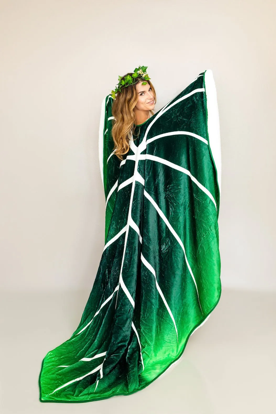 Gloriosum Giant Leaf Blanket