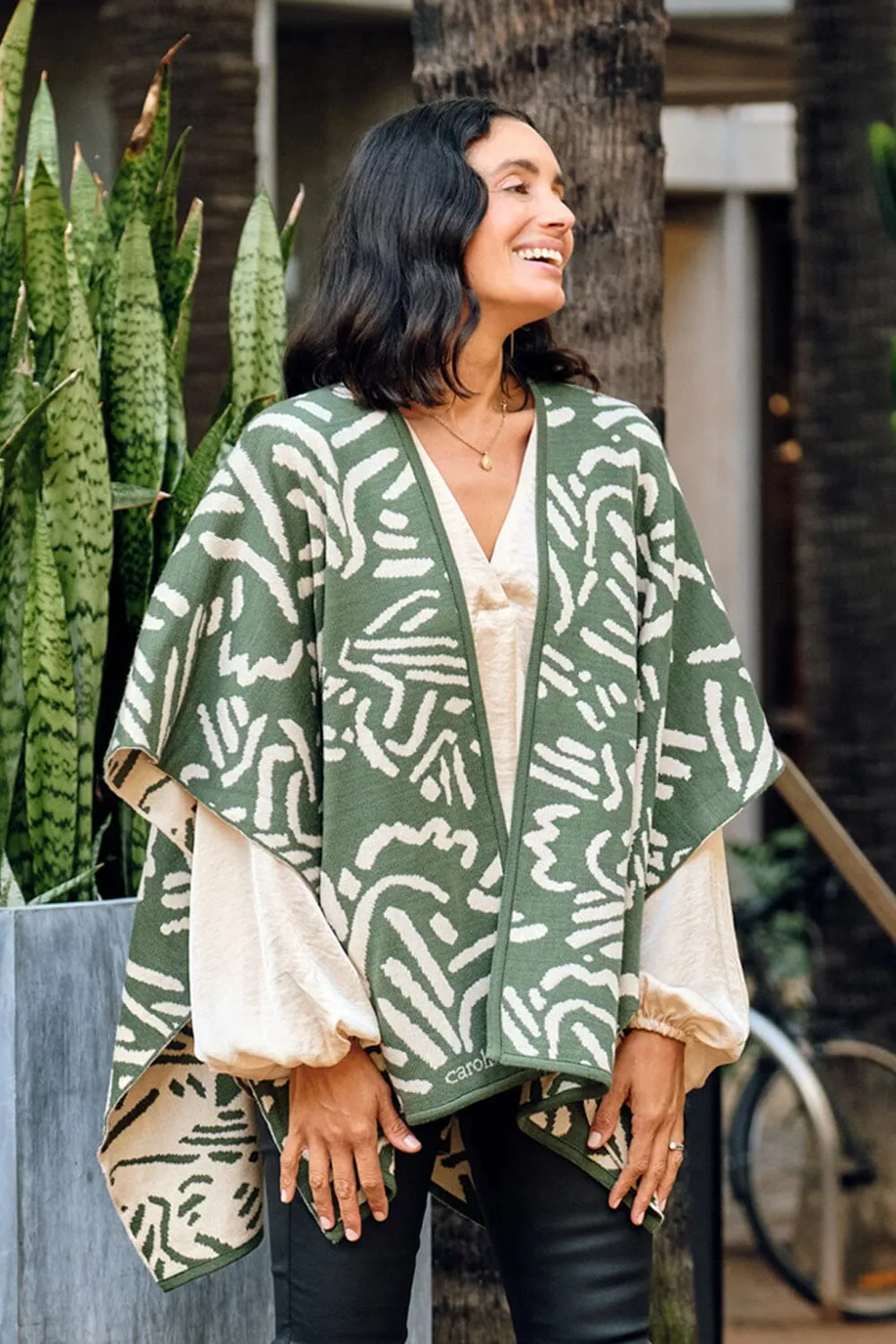 Hollie Wrap Ivory and Emerald