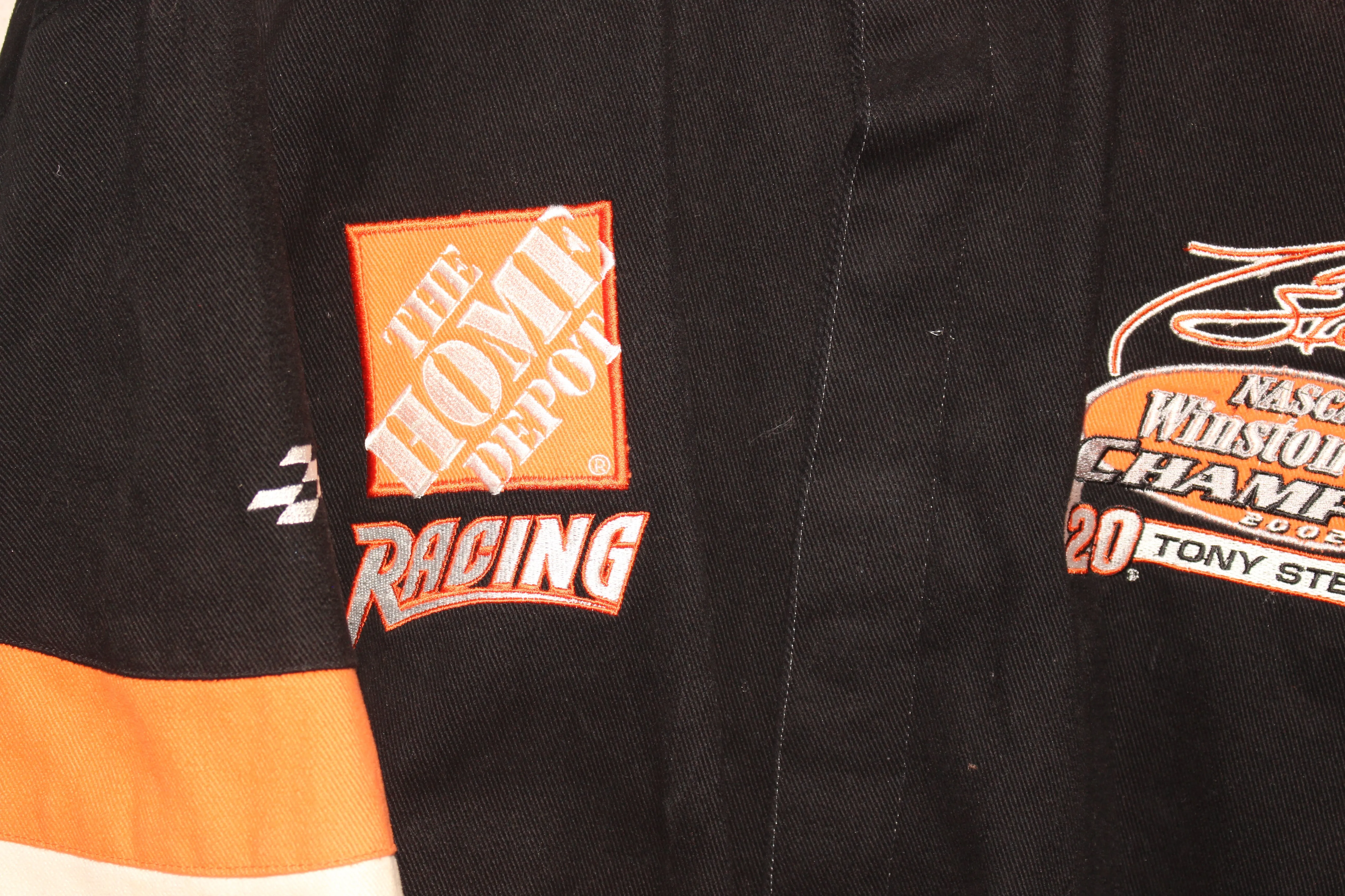 Rare 2002 Champion Tony Stewart #20 Home Depot Racing NASCAR Jacket (XL)