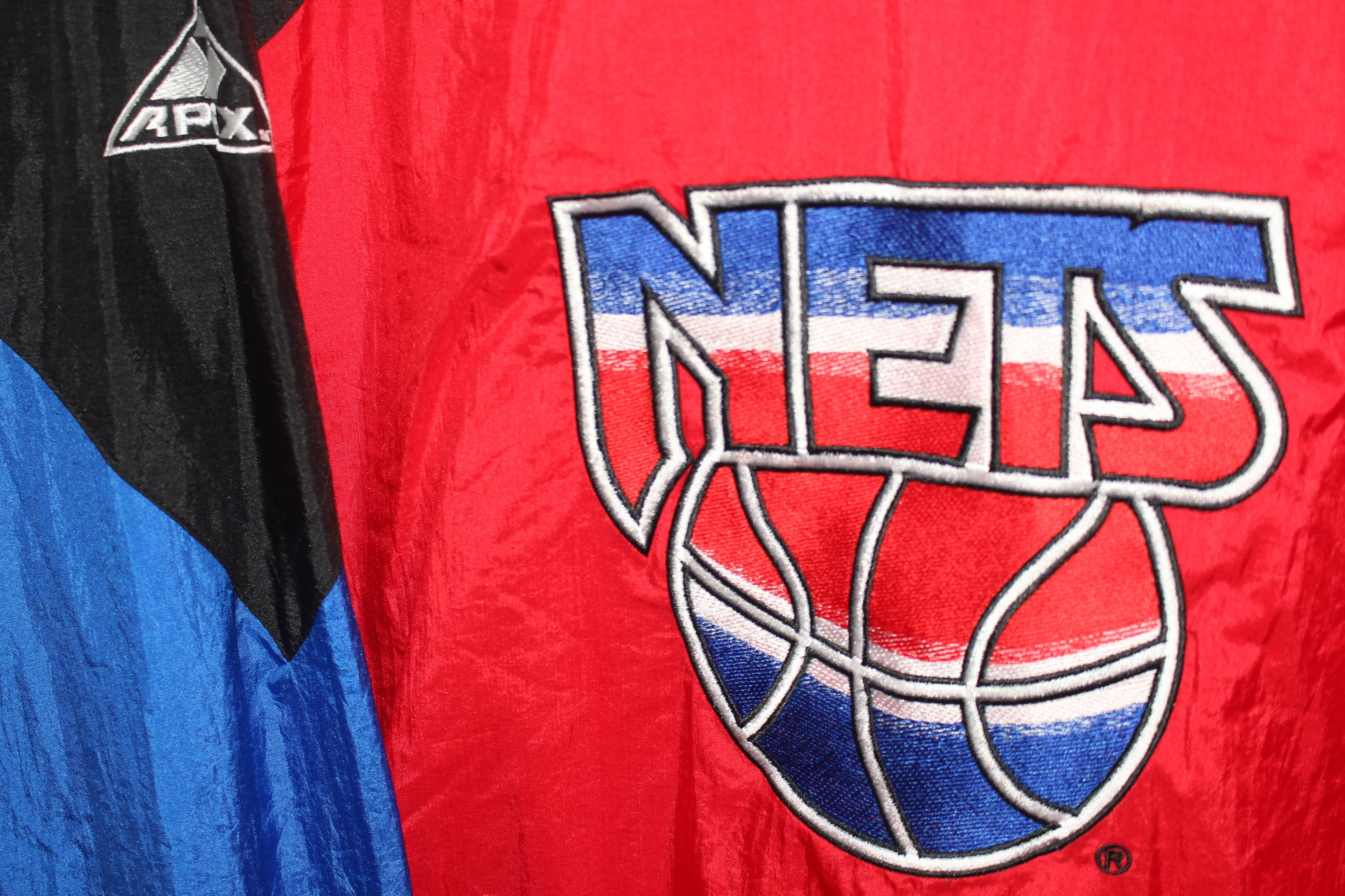 Rare Brooklyn Nets Apex One (M)