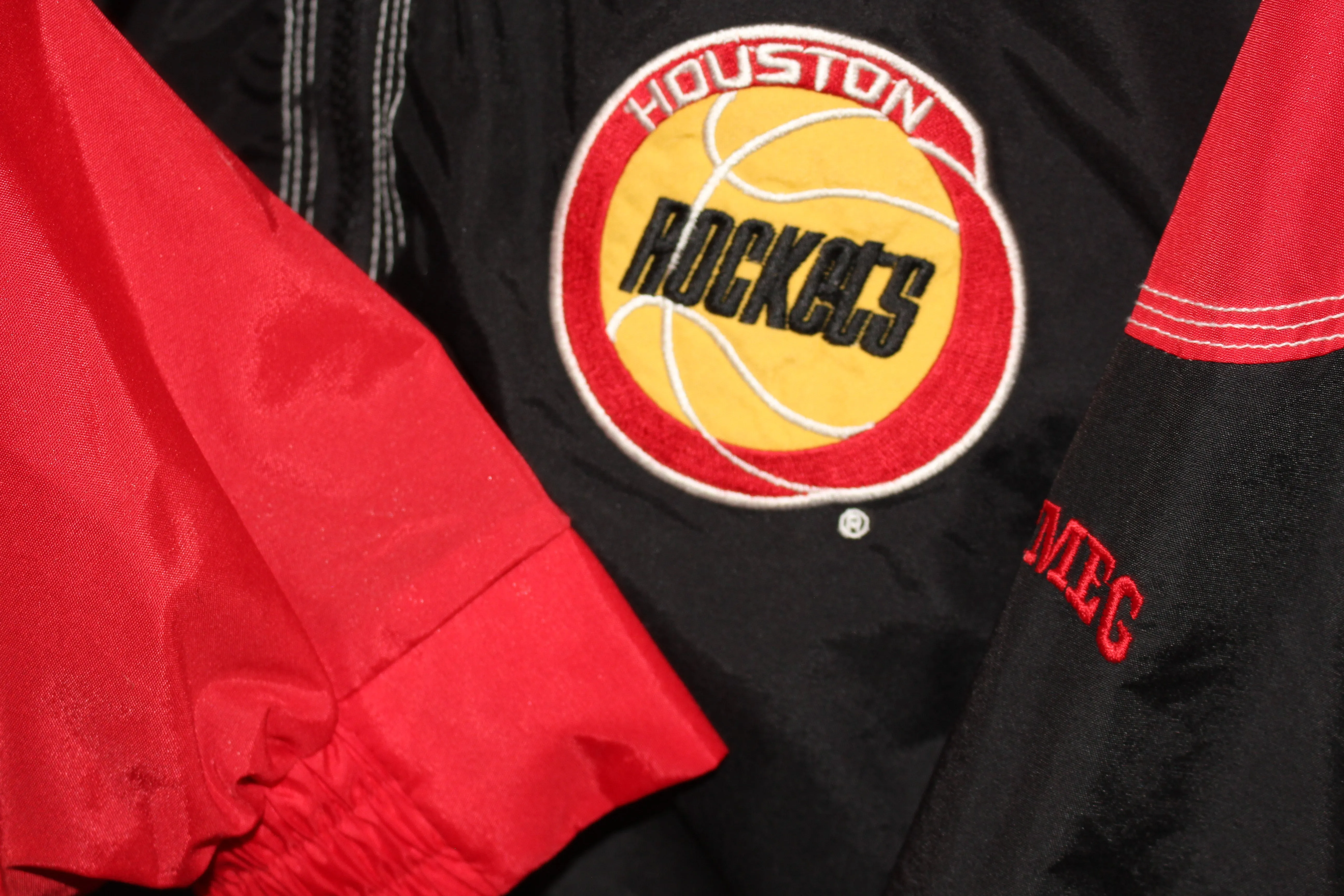 Rare Houston Rockets Nutmeg (L)