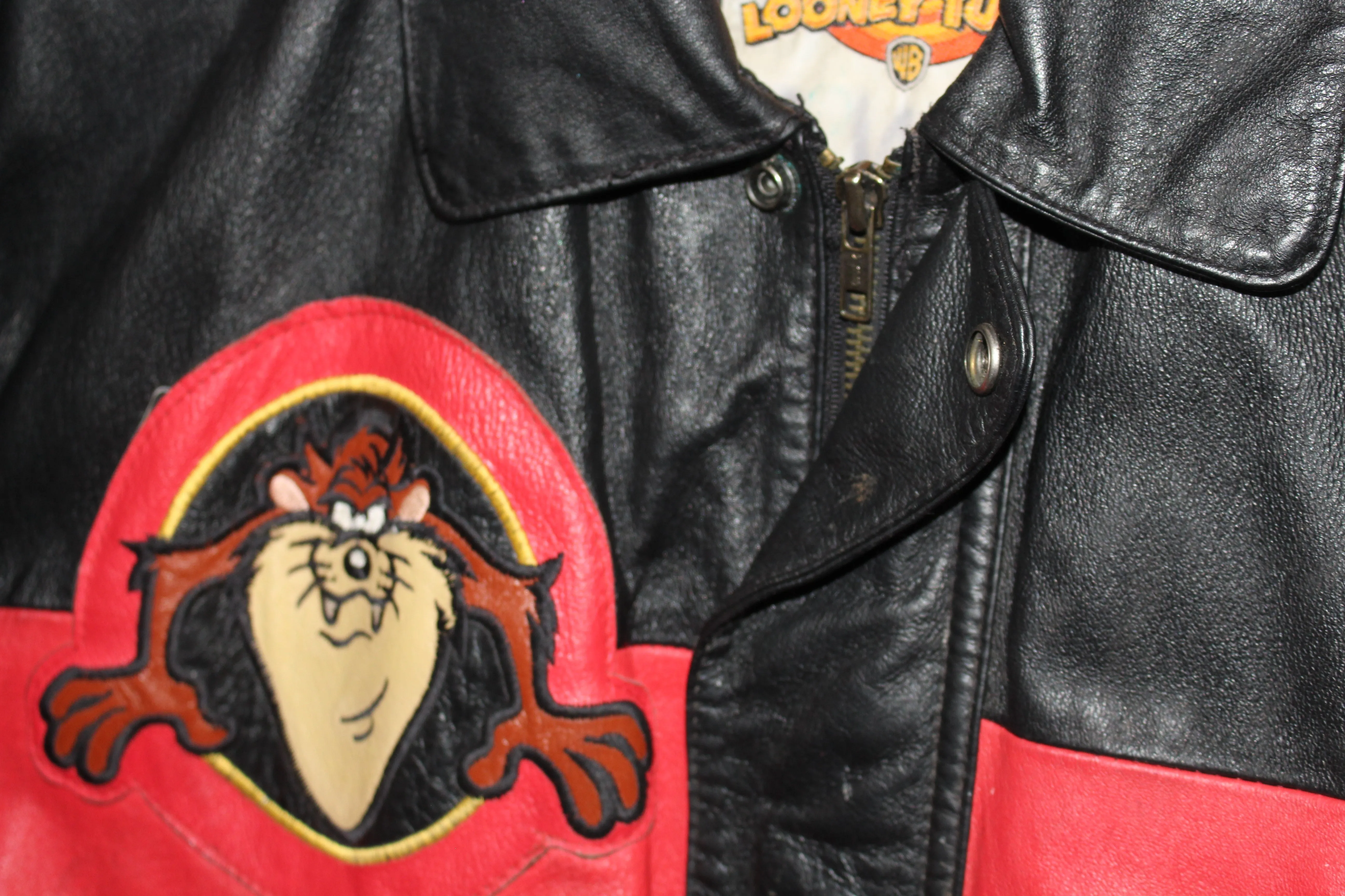 Rare Tasmanian Devil Looney Tunes Wild Man Leather Jacket (M)