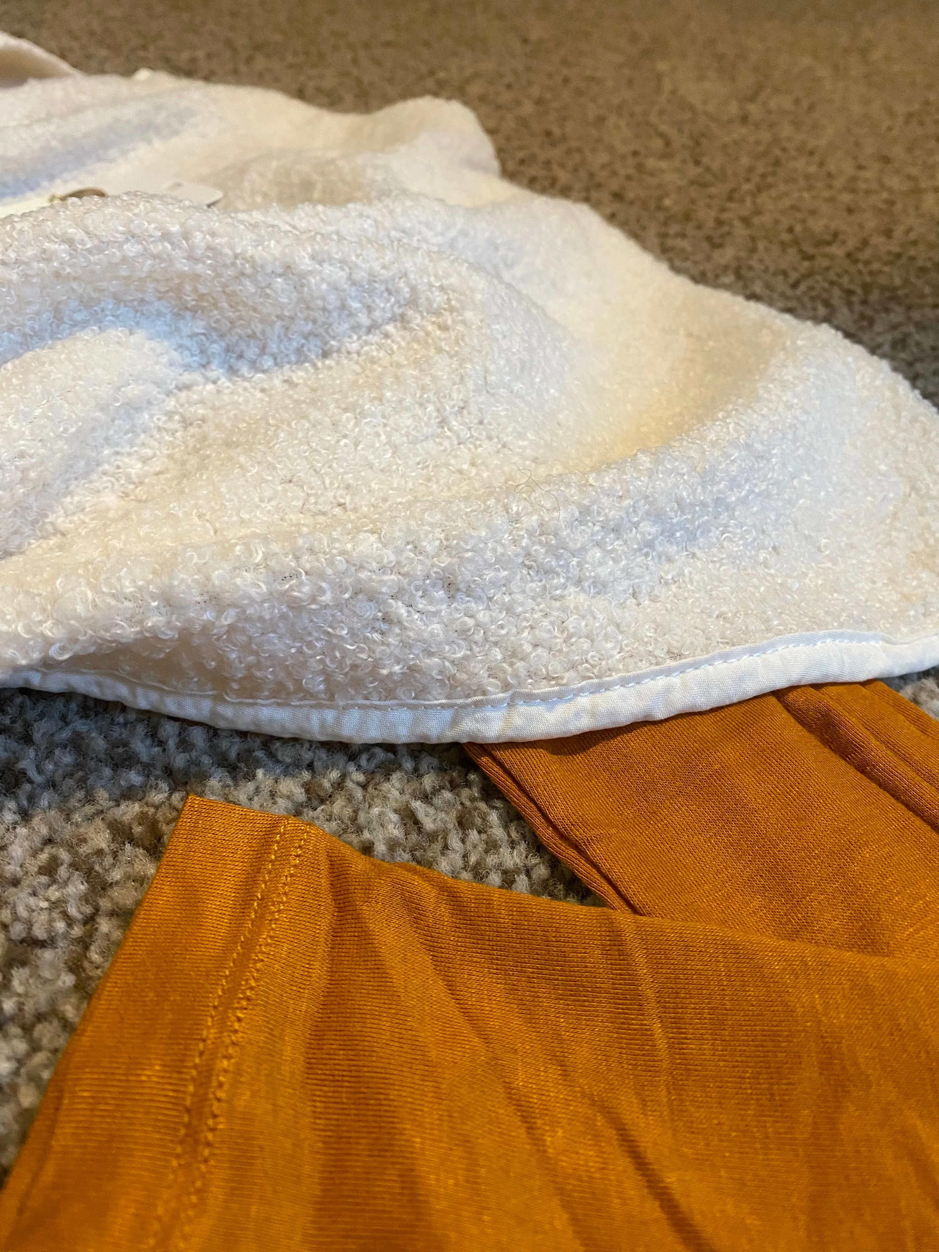 Sherpa shawl