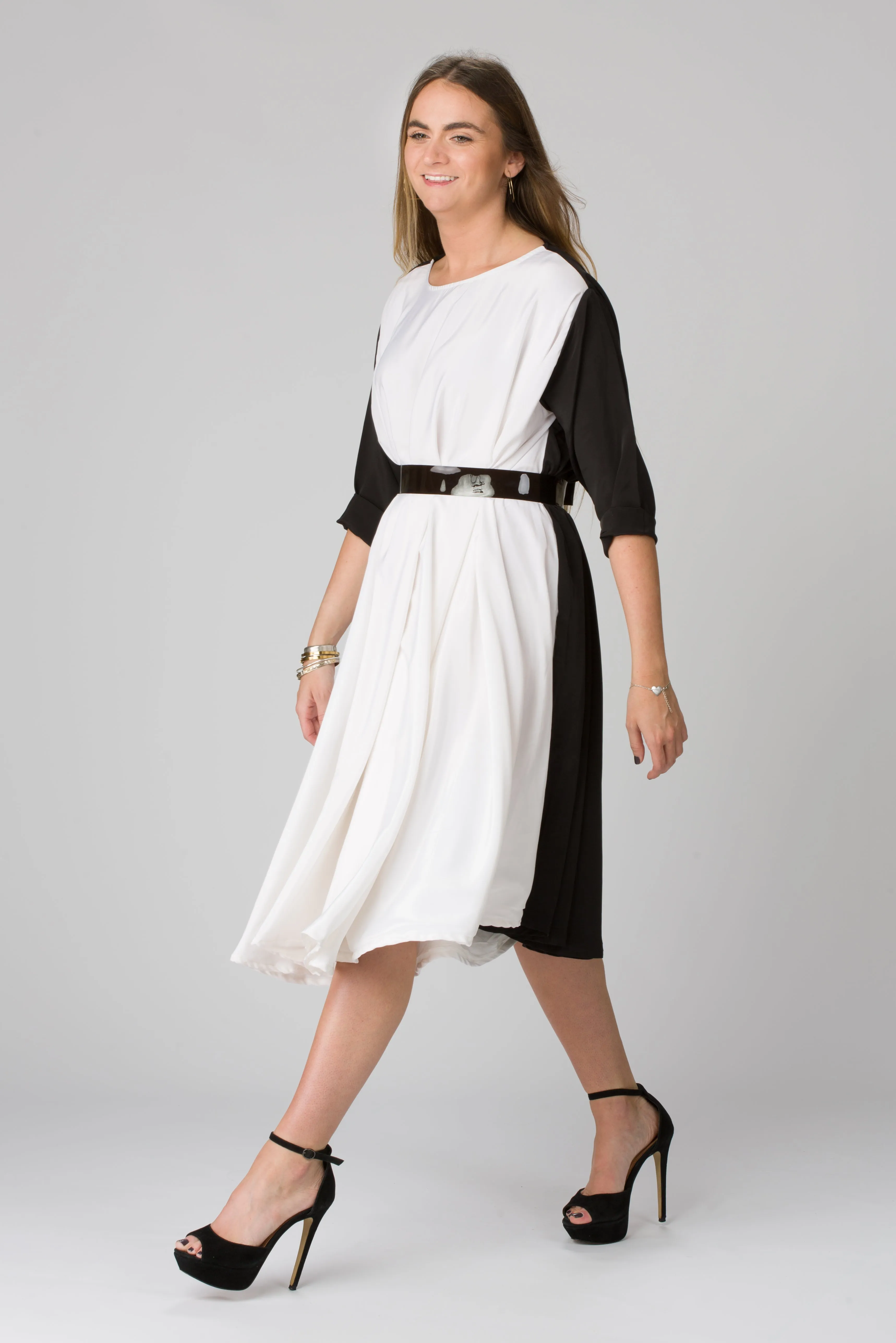 Shunka - Black/White