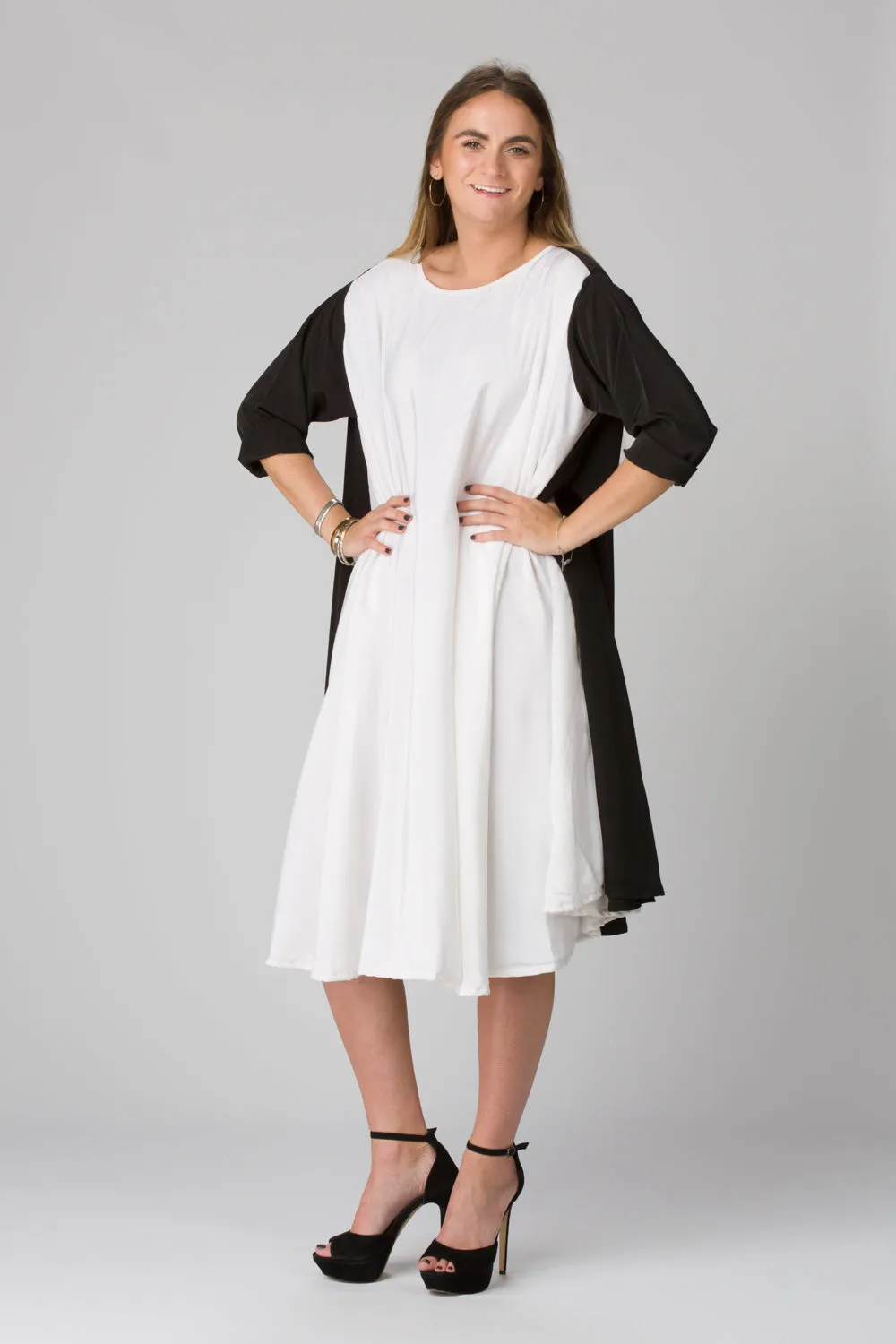 Shunka - Black/White