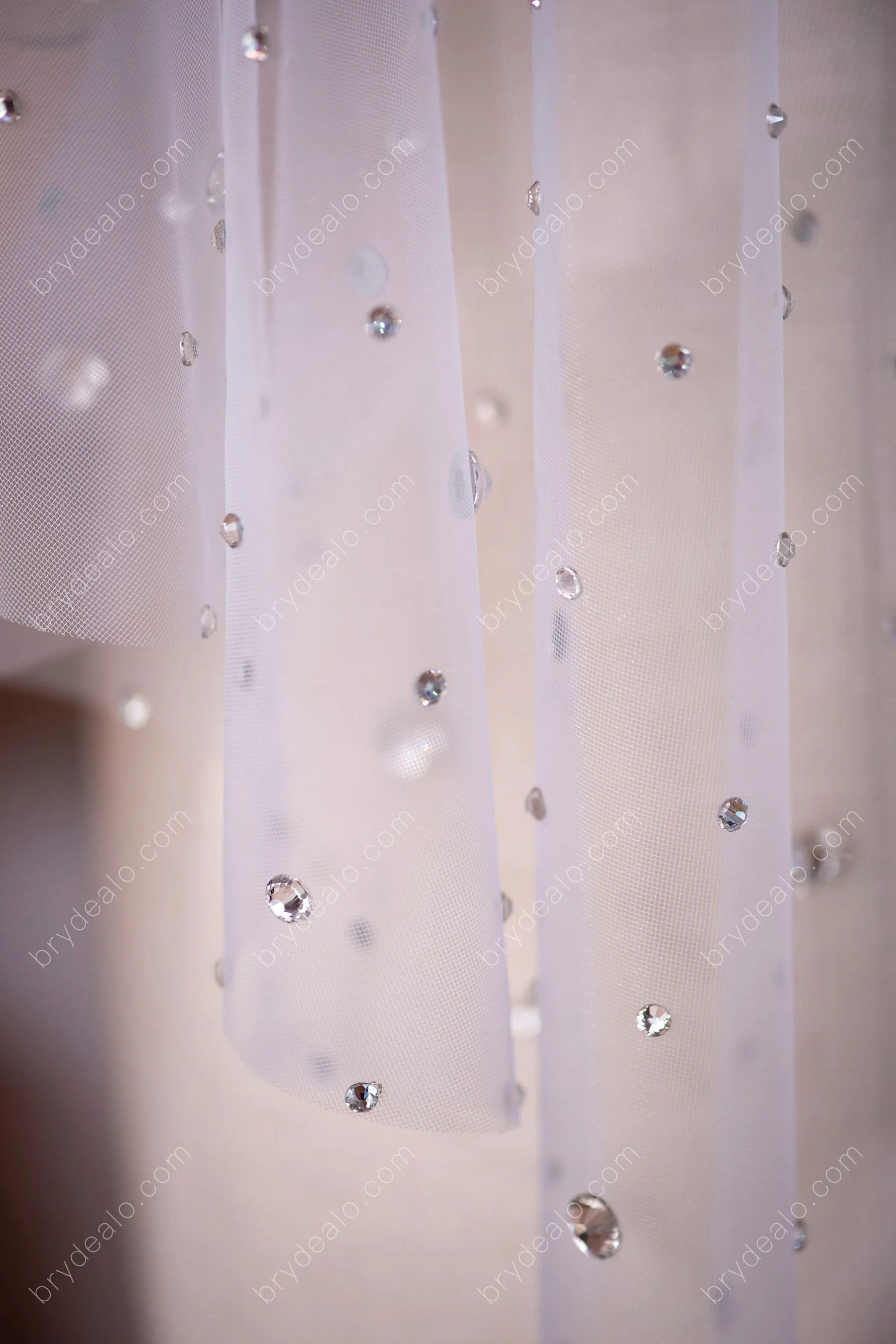 Trendy Shiny Rhinestones Tulle Bridal Cape for Sale