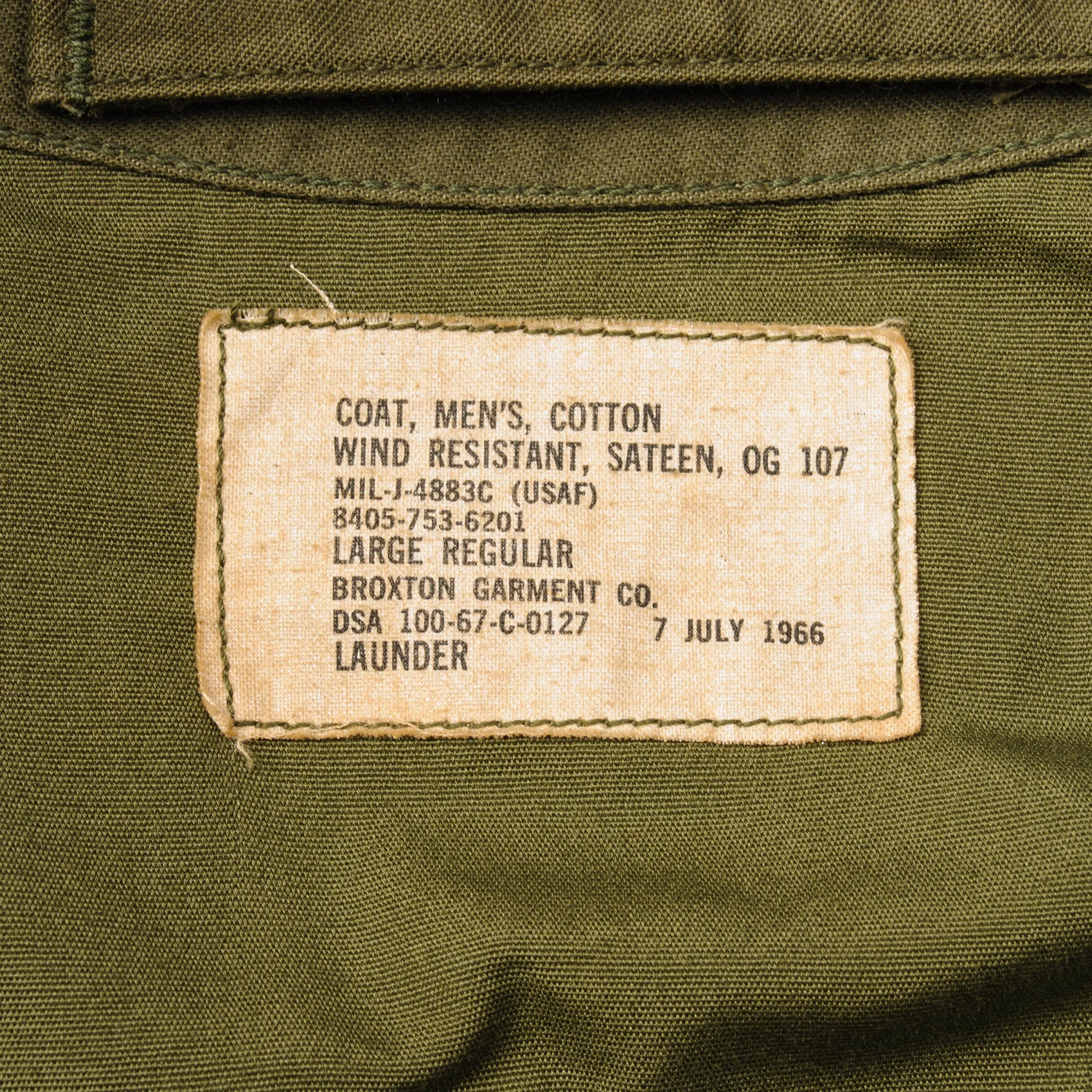 VINTAGE USAF WIND RESISTANT JACKET WITH LINER 1967 VIETNAM WAR SIZE LARGE REGULAR