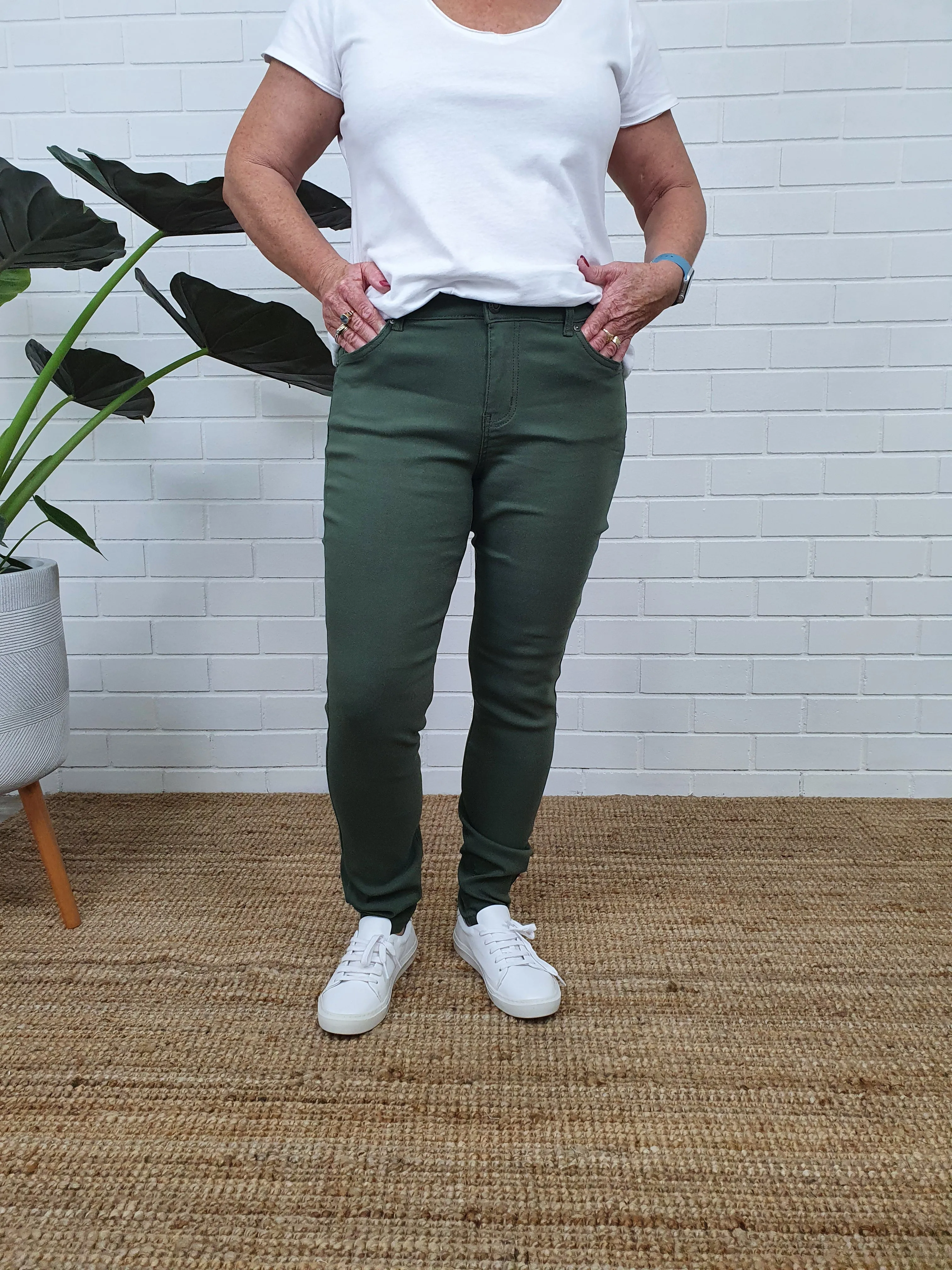 Wakee Stretch Jeans Khaki